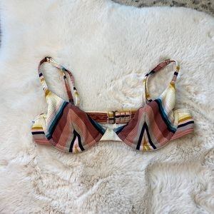 Billabong women’s swim suit top